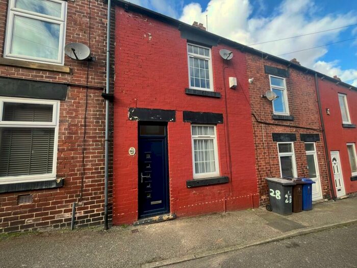 2 Bedroom House To Rent In Hoyland Street, Wombwell, S73