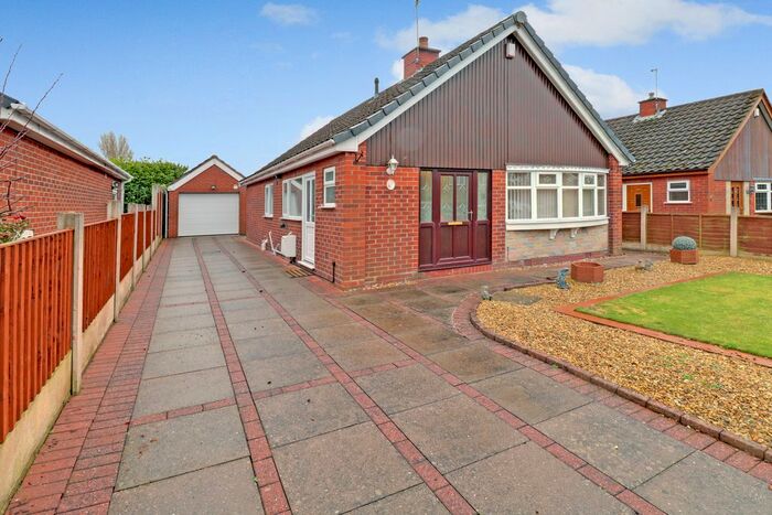 2 Bedroom Detached Bungalow To Rent In Millfield Crescent, Milton, Stoke-On-Trent, ST2
