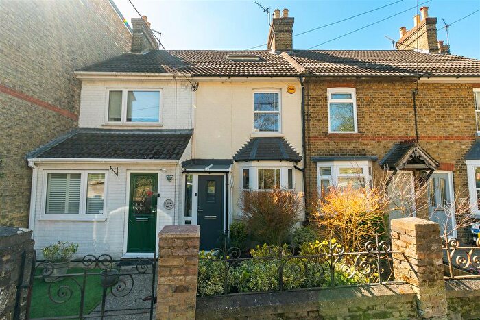 3 Bedroom Terraced House For Sale In Rochester Road, Burham, Rochester, ME1