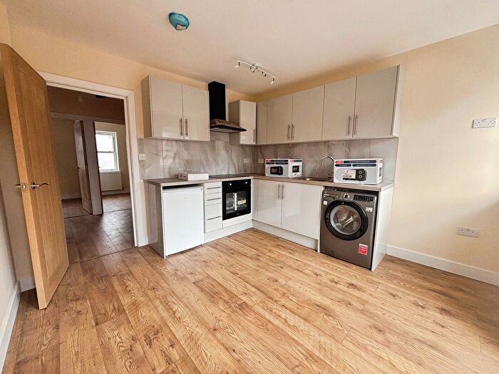 2 Bedroom Flat To Rent In Moss House, Church Street, Reading, RG1