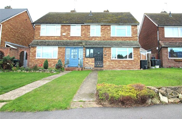 3 Bedroom Semi Detached House To Rent In Lower Higham Road, Gravesend, Kent, DA12