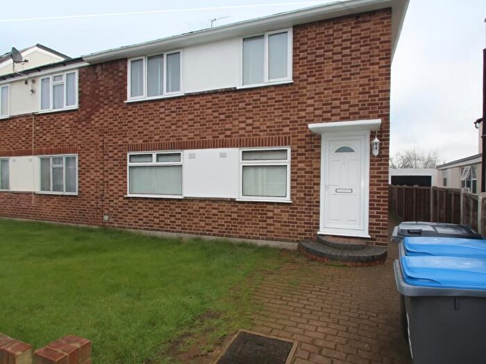 2 Bedroom Maisonette To Rent In Ferndale Road, Enfield, EN3