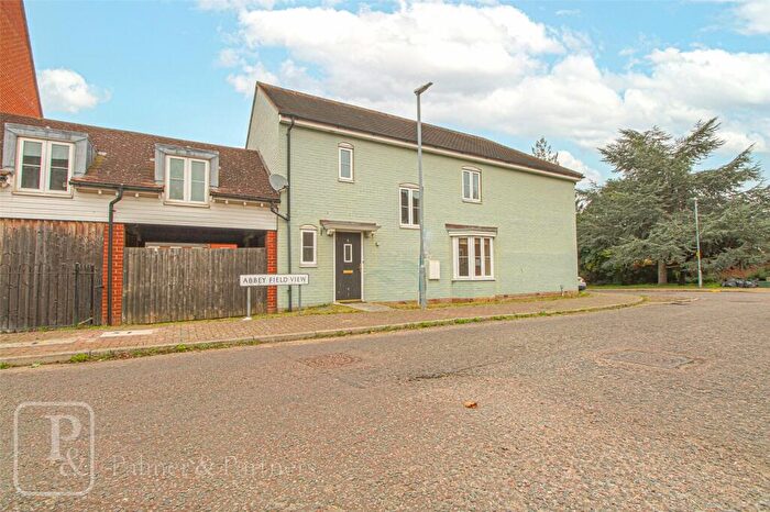 3 Bedroom Semi-Detached House To Rent In Abbey Field View, Colchester, Essex, CO2