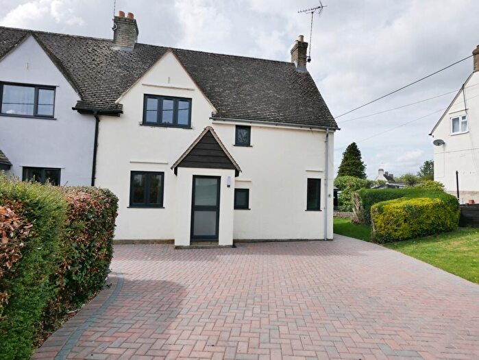 3 Bedroom Semi-Detached House To Rent In Farmington Rise, Northleach, GL54