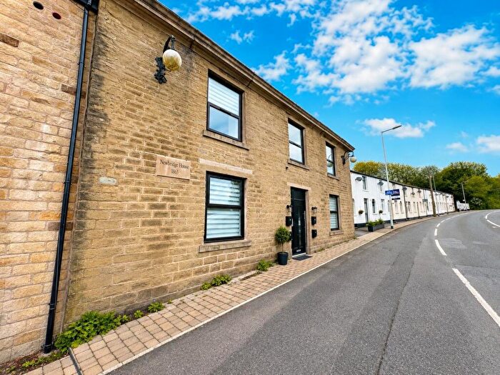 2 Bedroom Apartment For Sale In Manchester Road, Haslingden, Rossendale, Lancashire, BB4
