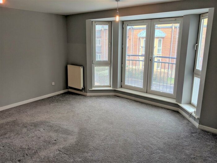 2 Bedroom Flat To Rent In The Slipway, Penarth, CF64