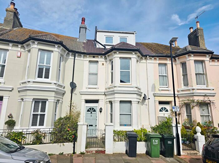 3 Bedroom Terraced House To Rent In York Road, BN21