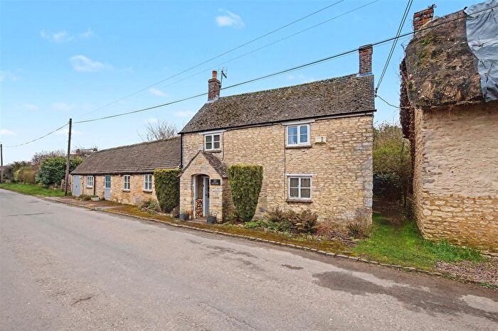 2 Bedroom Detached House For Sale In Church Road, North Leigh, Witney, OX29