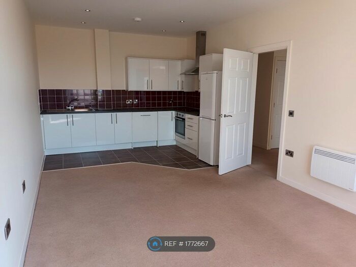 2 Bedroom Flat To Rent In Wallis Court, Buckshaw Village, Chorley, PR7