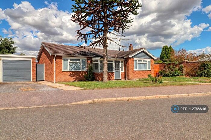 3 Bedroom Bungalow To Rent In Deal Way, Brightlingsea, Colchester, CO7