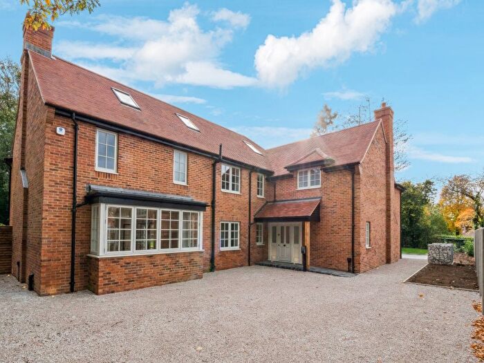 6 Bedroom Detached House For Sale In Dog Kennel Lane, Rickmansworth, WD3