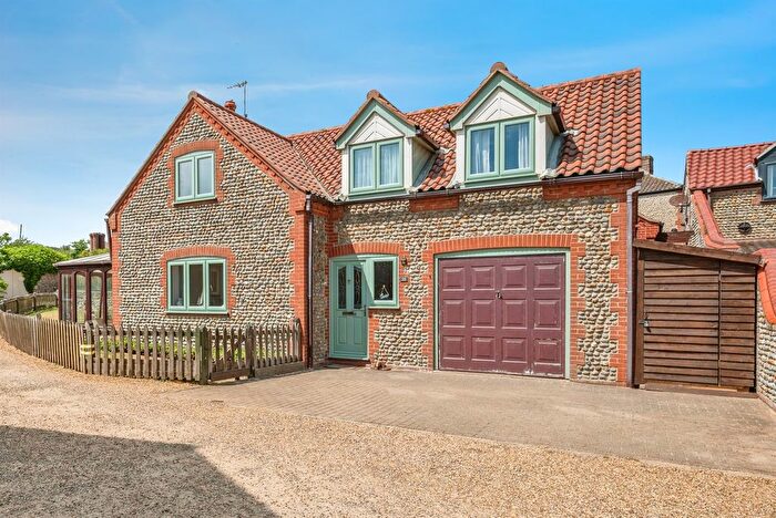 3 Bedroom Detached House For Sale In Beach Road, Mundesley, Norwich, NR11