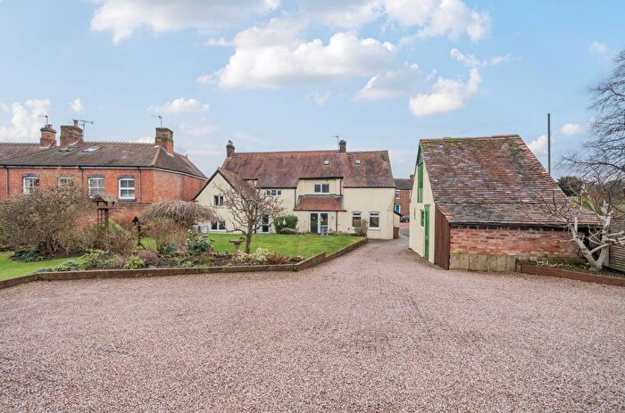 5 Bedroom Detached House For Sale In High Street, Pershore, WR10