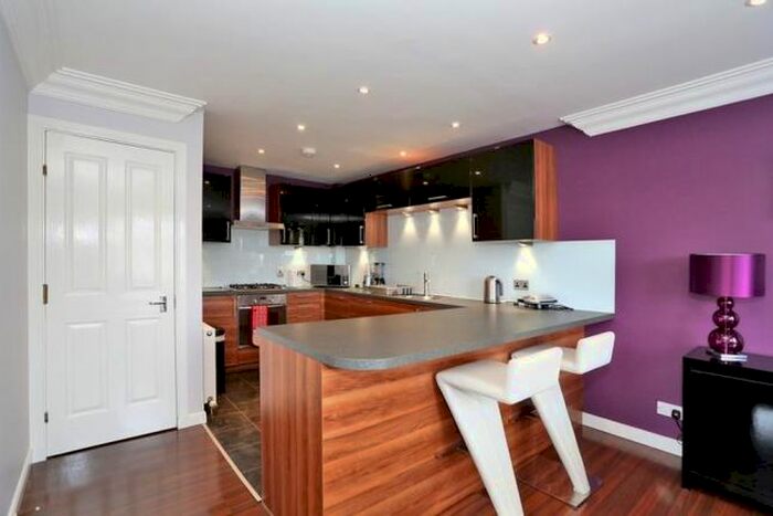 2 Bedroom Flat To Rent In Thorngrove Place, Aberdeen AB15