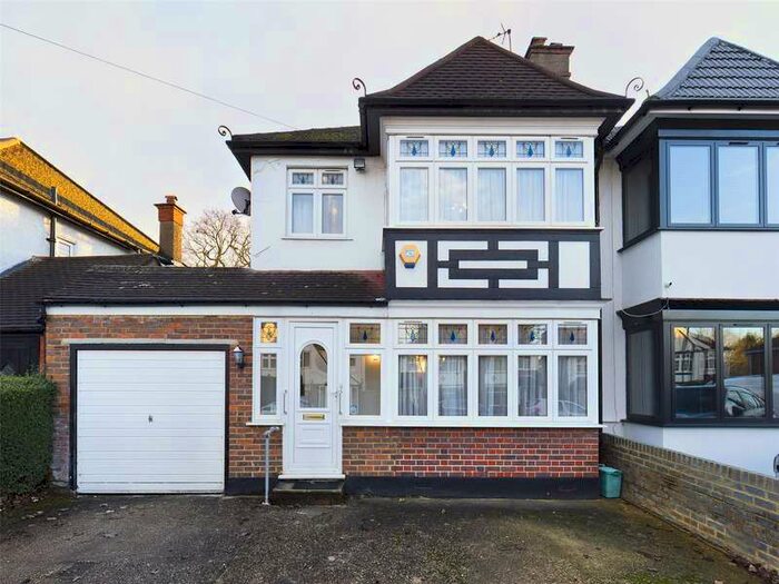 3 Bedroom Semi-Detached House To Rent In Regal Way, Harrow, HA3