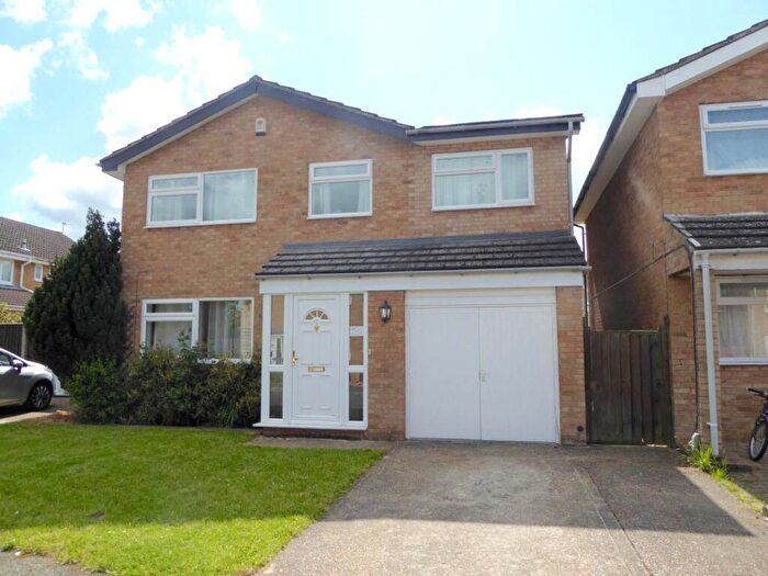 4 Bedroom Detached House To Rent In Moyne Close, Cambridge, CB4