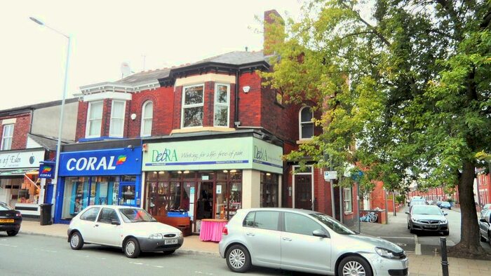 1 Bedroom Flat To Rent In Bramhall Lane, Davenport, Stockport, SK2