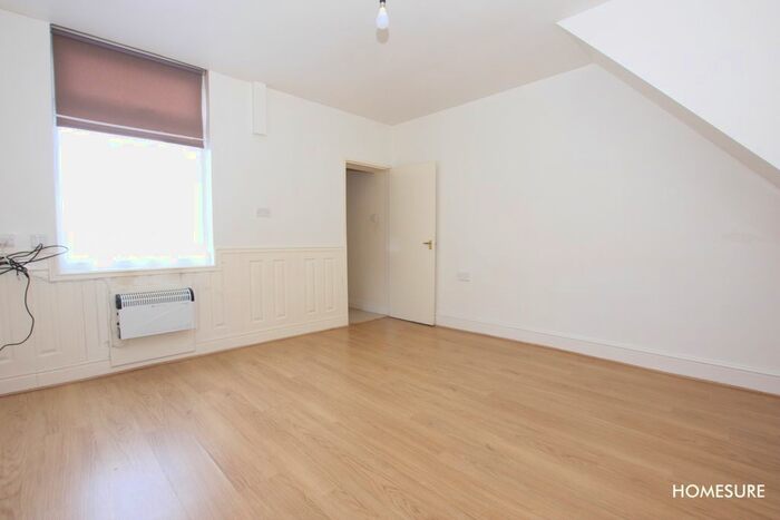 1 Bedroom Flat To Rent In Haydock Street, Newton-Le-Willows, WA12