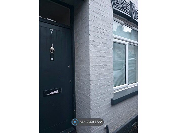3 Bedroom Terraced House To Rent In Waghorn St, Chatham, ME4