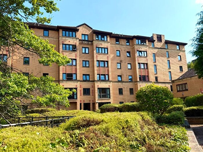 2 Bedroom Flat To Rent In Parsonage Square, Merchant City, Glasgow, G4