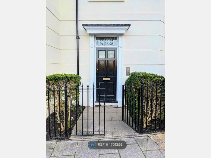 2 Bedroom Flat To Rent In Station Road West, Canterbury, CT2