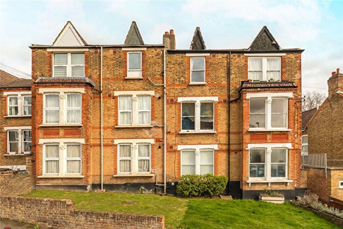 2 Bedroom Flat For Sale In Montem Road, Honor Oak, London, SE23