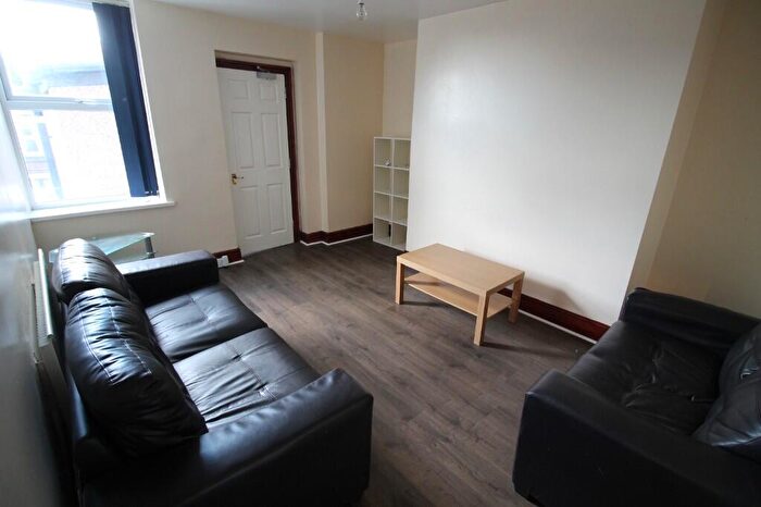 4 Bedroom Maisonette To Rent In Mildmay Road, Newcastle Upon Tyne, NE2