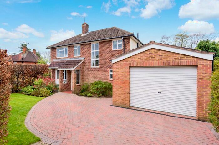 4 Bedroom Detached House To Rent In Virginia Water, GU25