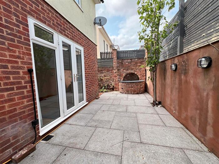 3 Bedroom Semi-Detached House To Rent In Wonford Street, Exeter, EX2