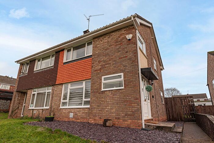 3 Bedroom Semi-Detached House For Sale In Pilton Vale, Newport, NP20