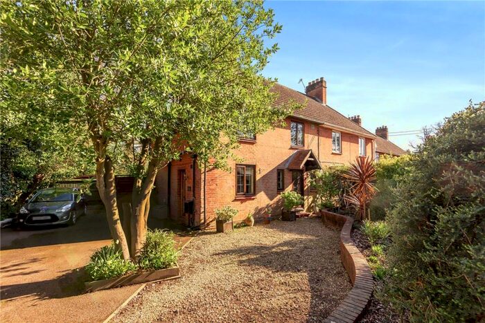 3 Bedroom Semi-Detached House To Rent In Botley Road, Curdridge, Southampton, Hampshire, SO32