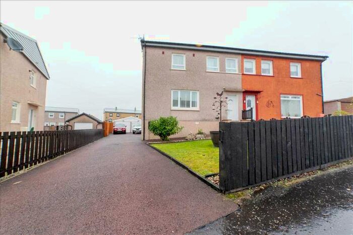 3 Bedroom Semi-Detached House For Sale In Redmire Crescent, Allanton, Allanton, ML7