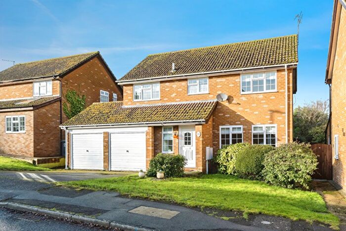 4 Bedroom Detached House For Sale In Victoria Road, Oundle, Peterborough, PE8