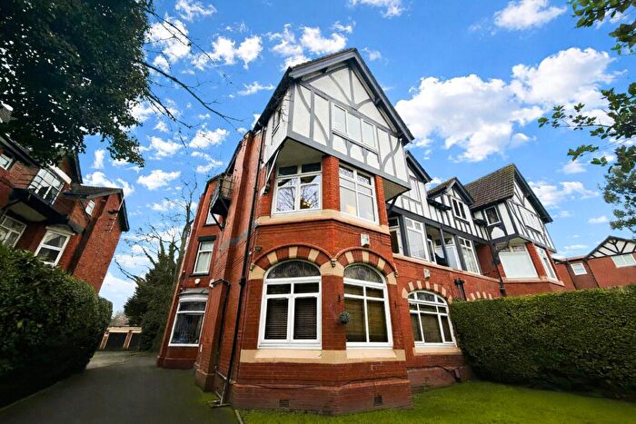 2 Bedroom Apartment To Rent In Ballbrook Avenue, Didsbury, Manchester, M20