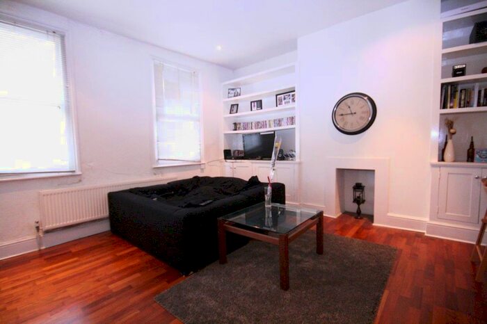 2 Bedroom Flat To Rent In Hillmarton Road, Holloway, N7
