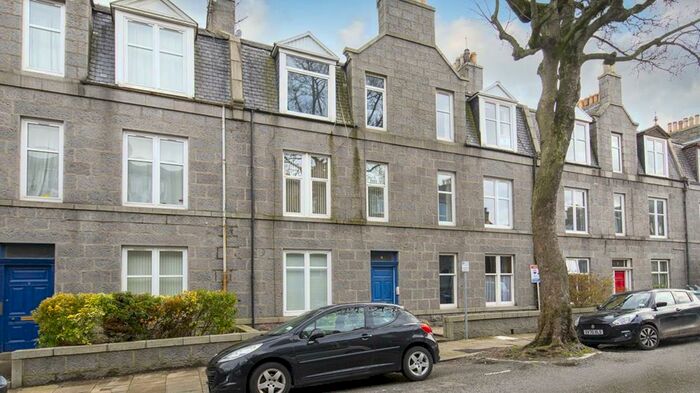 1 Bedroom Flat To Rent In Richmond Terrace, Top Floor Right, AB25