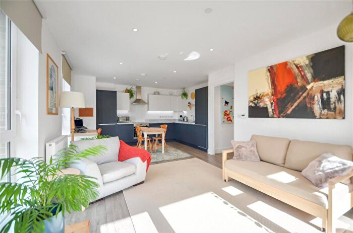 2 Bedroom Apartment For Sale In Standford House, Armstrong Road, Littlemore, OX4