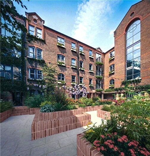 2 Bedroom Flat For Sale In Angel Village, City Road, EC1V
