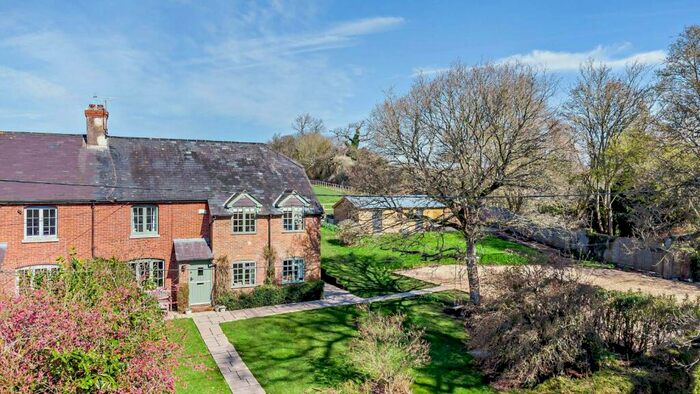 4 Bedroom Semi-Detached House For Sale In Copse View, Redenham, Hampshire, SP11