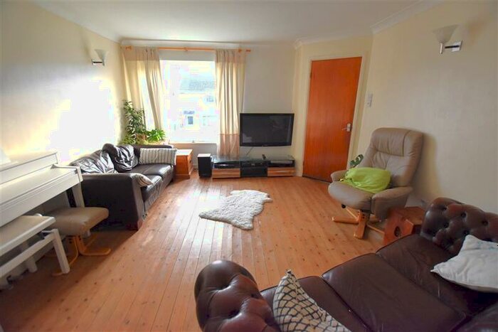 3 Bedroom End Of Terrace House For Sale In Stoneable Road, Radstock, BA3