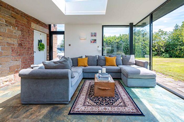 5 Bedroom Farm House For Sale In Owens Farm, Aughton, L39
