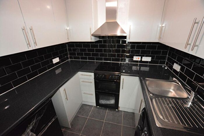 1 Bedroom Flat To Rent In Lanchester Gardens, Worksop, S80