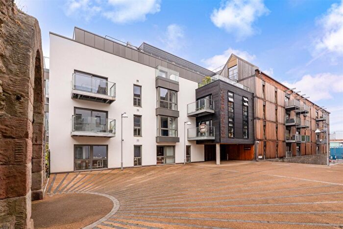 1 Bedroom Flat For Sale In Hope Quay, Wapping Wharf, Bristol, BS1