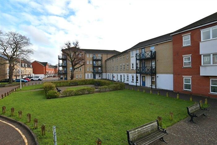 2 Bedroom Flat For Sale In Glandford Way, Chadwell Heath, Romford, Essex, RM6