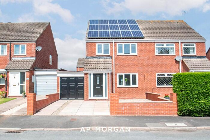 3 Bedroom Semi-Detached House For Sale In Lassington Close, Winyates West, Redditch, Worcestershire, B98
