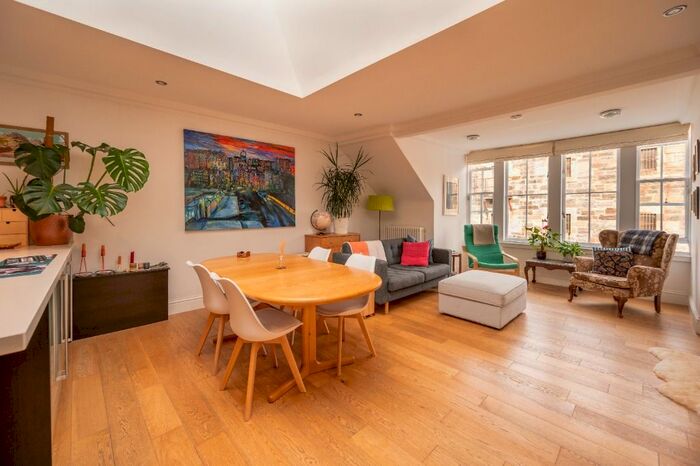 2 Bedroom Flat To Rent In Constitution Street, Edinburgh, EH6