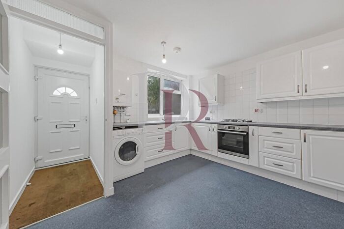 3 Bedroom House For Sale In McDermott Close, Clapham Junction, SW11