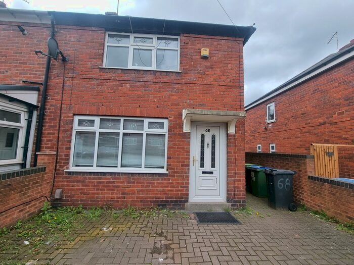 3 Bedroom Semi-Detached House To Rent In Clifford Road, West Bromwich, B70