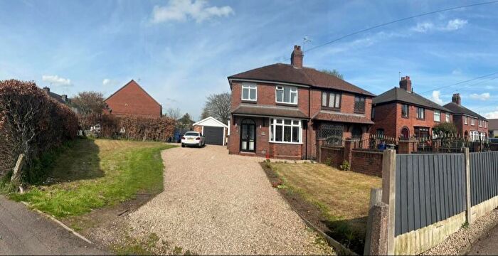 3 Bedroom Semi-Detached House For Sale In Park Road, Silverdale, Newcastle, ST5