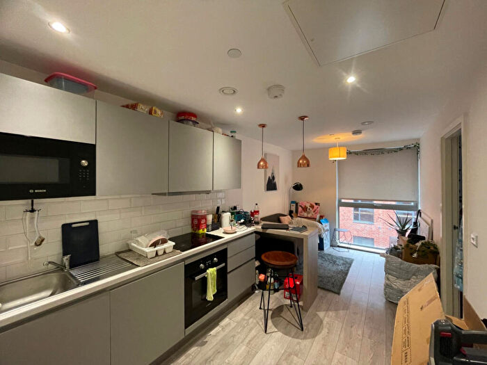 1 Bedroom Apartment To Rent In Henry Street, Sheffield, South Yorkshire, S3